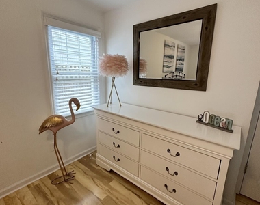 7 Princeton Avenue - Photo Thumbnail 13