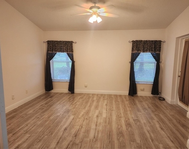 1625 Sw Abingdon Avenue - Photo Thumbnail 13