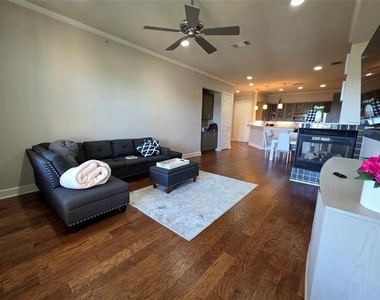 2800 Sandage Avenue - Photo Thumbnail 6
