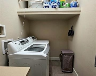 2800 Sandage Avenue - Photo Thumbnail 23