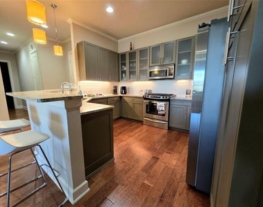 2800 Sandage Avenue - Photo Thumbnail 13