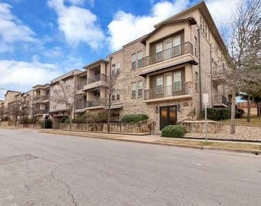 2800 Sandage Avenue - Photo Thumbnail 1