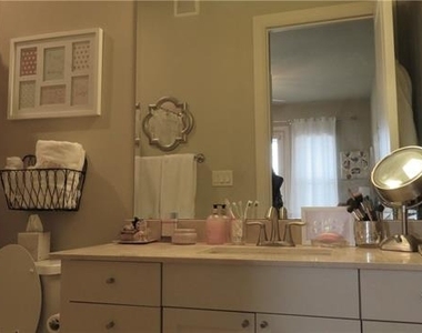 2800 Sandage Avenue - Photo Thumbnail 8