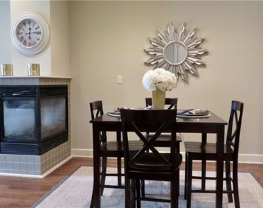 2800 Sandage Avenue - Photo Thumbnail 2