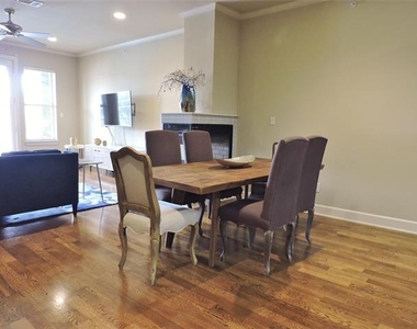 2800 Sandage Avenue - Photo Thumbnail 6
