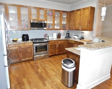 2800 Sandage Avenue - Photo Thumbnail 8