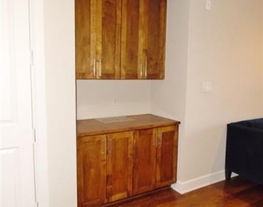 2800 Sandage Avenue - Photo Thumbnail 7