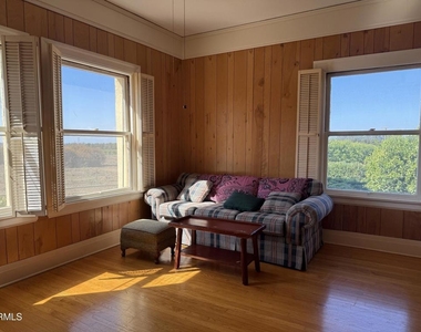 4645 Walnut Avenue - Photo Thumbnail 23