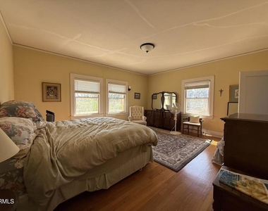 4645 Walnut Avenue - Photo Thumbnail 14