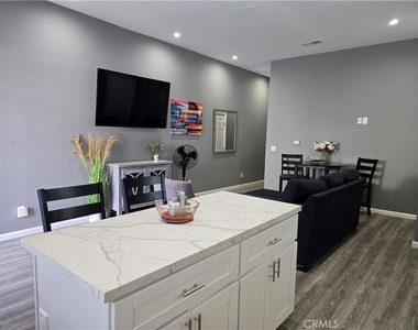 3175 K Street - Photo Thumbnail 3