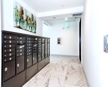 1249 S Holt Avenue - Photo Thumbnail 26