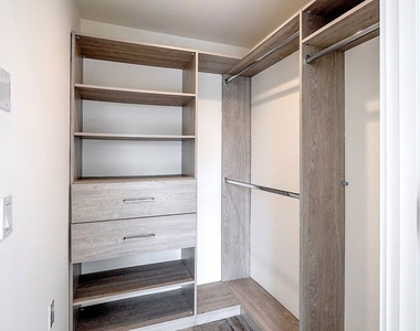 1249 S Holt Avenue - Photo Thumbnail 11