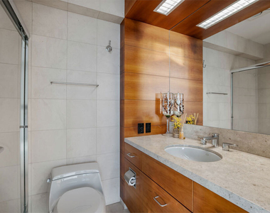 24434 Malibu Road - Photo Thumbnail 19
