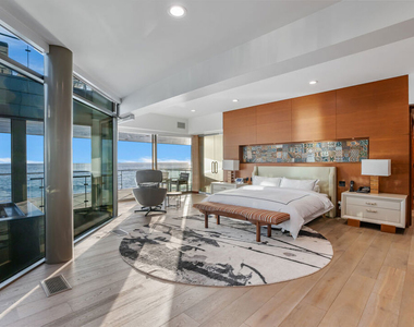 24434 Malibu Road - Photo Thumbnail 15