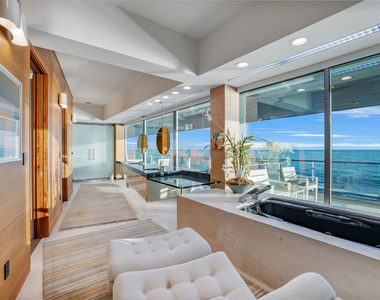 24434 Malibu Road - Photo Thumbnail 16