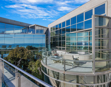 24434 Malibu Road - Photo Thumbnail 13