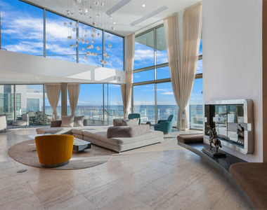 24434 Malibu Road - Photo Thumbnail 9