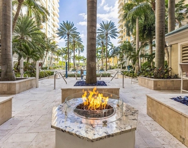 700 E Boynton Beach Boulevard - Photo Thumbnail 22