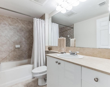 700 E Boynton Beach Boulevard - Photo Thumbnail 4
