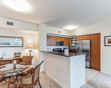 700 E Boynton Beach Boulevard - Photo Thumbnail 3