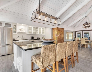 2107 Wightman Drive - Photo Thumbnail 4