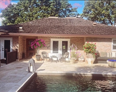 2107 Wightman Drive - Photo Thumbnail 2