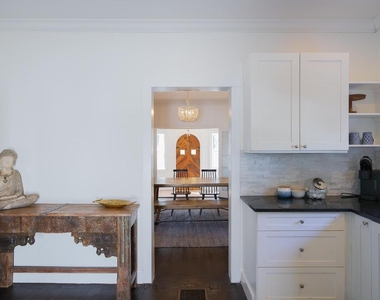 717 Forest Hill Boulevard - Photo Thumbnail 18