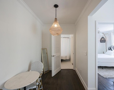 717 Forest Hill Boulevard - Photo Thumbnail 22