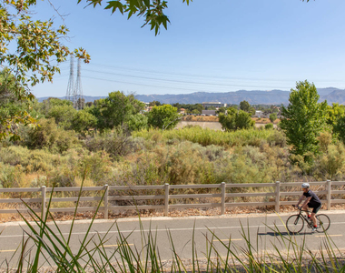 24905 Magic Mountain Parkway - Photo Thumbnail 50