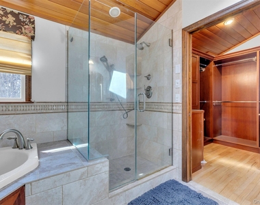 345 Colonial Road - Photo Thumbnail 21