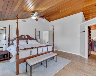 345 Colonial Road - Photo Thumbnail 17