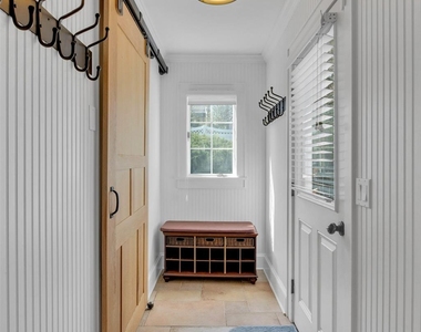 345 Colonial Road - Photo Thumbnail 14
