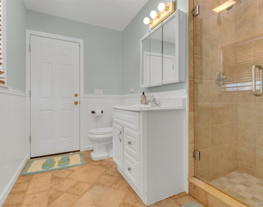 345 Colonial Road - Photo Thumbnail 16