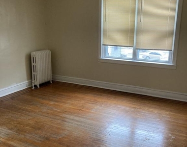 3145 N Patton Street - Photo Thumbnail 11