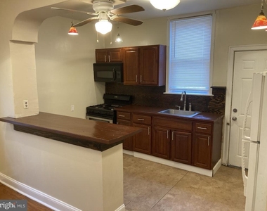 3145 N Patton Street - Photo Thumbnail 5