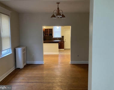 3145 N Patton Street - Photo Thumbnail 3
