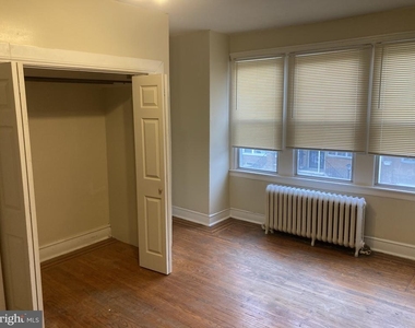 3145 N Patton Street - Photo Thumbnail 7