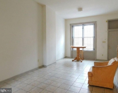 2142 N Carlisle Street - Photo Thumbnail 3