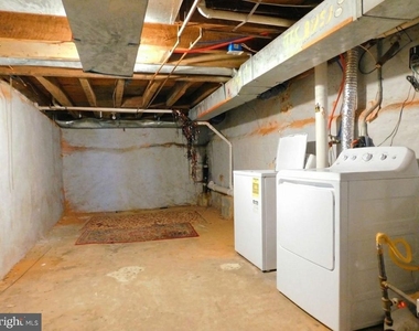 2142 N Carlisle Street - Photo Thumbnail 8