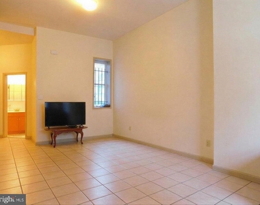 2142 N Carlisle Street - Photo Thumbnail 2