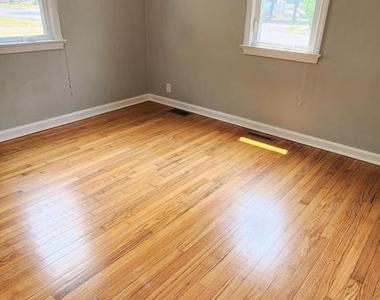 225 Deptford Road - Photo Thumbnail 11