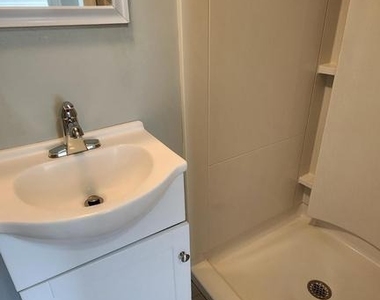 225 Deptford Road - Photo Thumbnail 10
