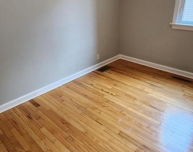 225 Deptford Road - Photo Thumbnail 12