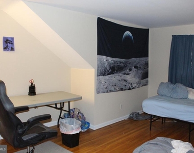 107 Laurel Avenue - Photo Thumbnail 9