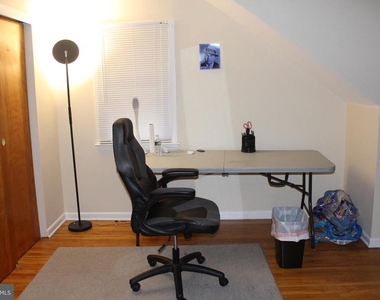 107 Laurel Avenue - Photo Thumbnail 7