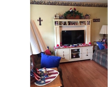19 College Avenue - Photo Thumbnail 3