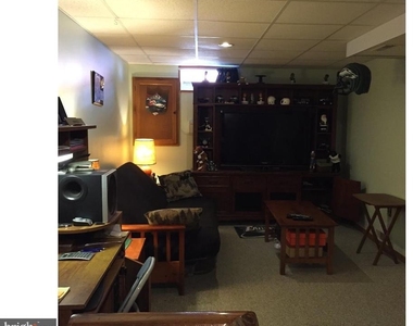 19 College Avenue - Photo Thumbnail 9