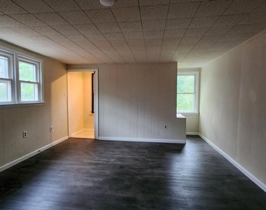 407 W High Street - Photo Thumbnail 5
