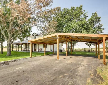 1616 County Road 463 - Photo Thumbnail 17
