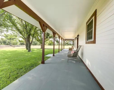 1616 County Road 463 - Photo Thumbnail 4